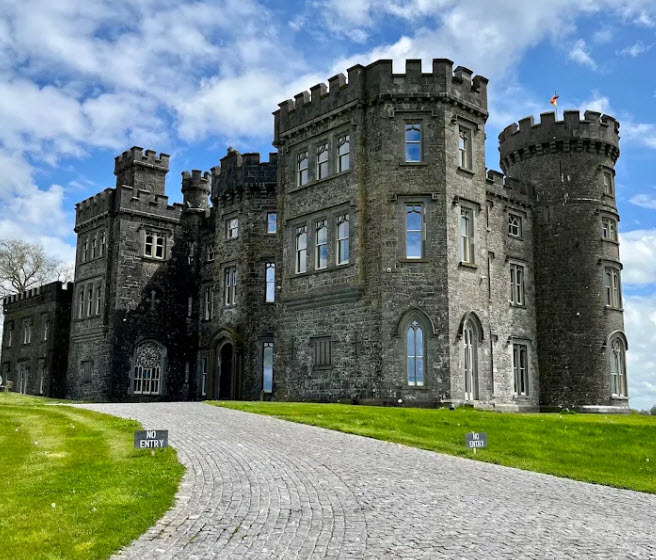 Killua Castle, Ireland